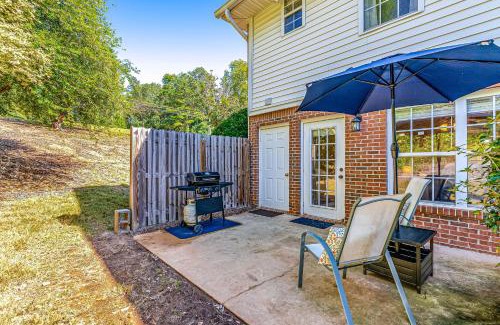 Auburn Casa | Tranquil Townhome