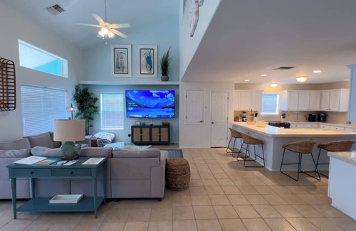 South Padre Island Casa | Tranquil Turquoise Retreat