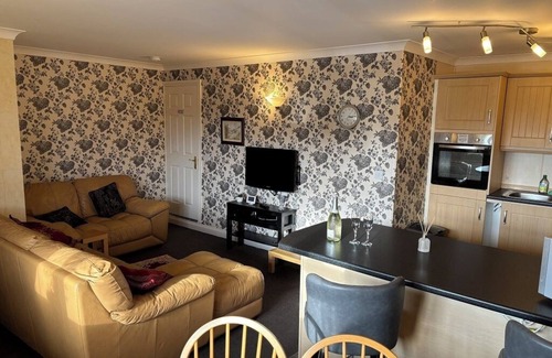 Llanon Cabaña | Tranquil Tyr Wennol Cottage, Llanrhystud