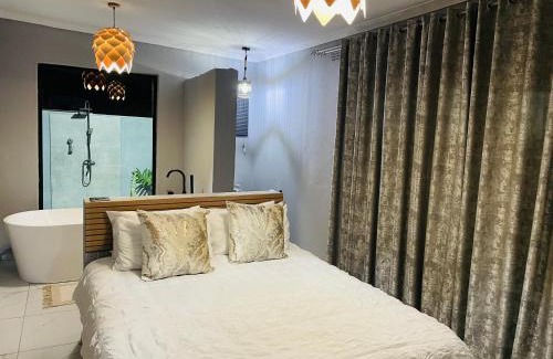 Phalaborwa Villa | Tranquil Unit