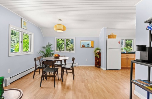 Mount Desert Cabaña | Tranquil View Cottage & Cabin, Pet Friendly with Wifi