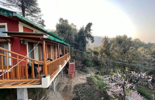 Kaul Casa | Tranquil View Cottage - 02 Bedroom Home with View