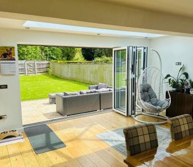 Tilney Fen End Casa | "Tranquil Village Hideaway Bungalow"near Kings Lynn
