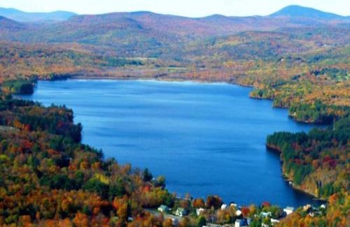 Dryden Casa | Tranquil Waters - Modern Lakefront Haven with Hot Tub - Explore, Relax, and Recharge! Close to UMF!