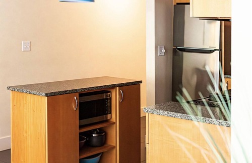 Bouvet Island Condominio | Tranquil Waterside Living: Dream Condo on the Lake!