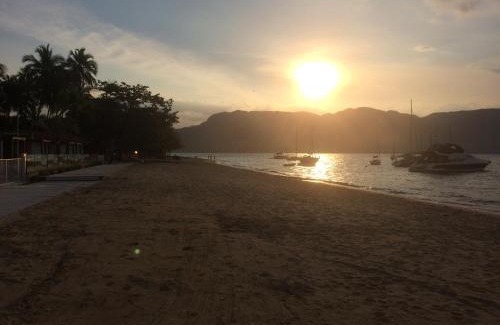 Saco da Capela Chalet De Esquí | Tranquilidade e Sossego em Ilhabela - Chalé 5