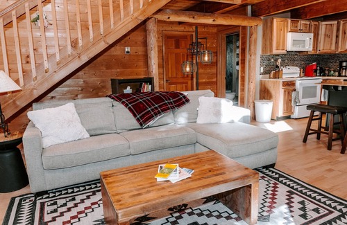 Jemez Springs Cabina | Tranquility at Turkey Trail Lodge