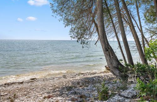 Sister Bay Casa | Tranquility Bay Getaway by Simple Life Rentals