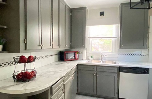 High Point Apartamento | Tranquility Cottage · Private Peaceful Surroundings Near HPU and Everything!
