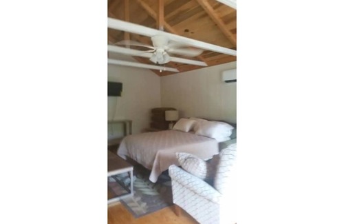 Waynesboro Cabina | Tranquility in Tennessee Too