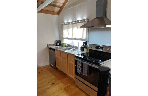 Waynesboro Cabina | Tranquility in Tennessee Too