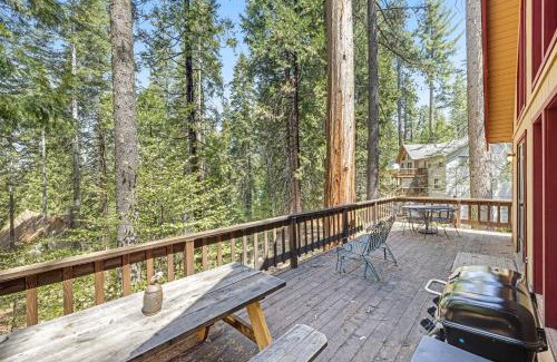 Arnold Casa | Tranquility in the Woods