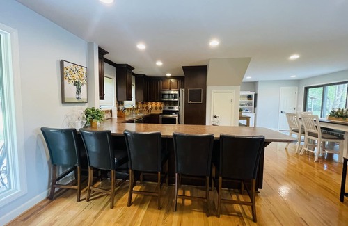 Norwood Casa | Tranquility on Lake Tillery , whole house with large dock & paddle boards!