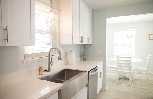 Ocean Springs Casa | Tranquility on Teringo - close to the beach & downtown - includes golf cart!