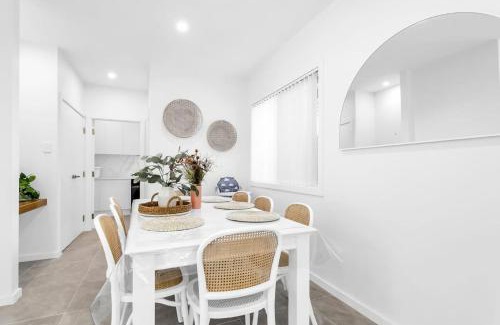 Nelson Bay Casa | Tranquility Shores 500m to Dutchmans Beach