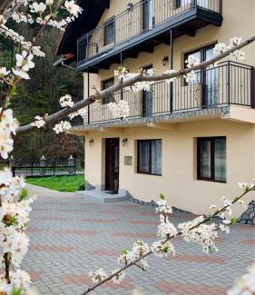Moeciu de Sus Casa | Transylvania Hut