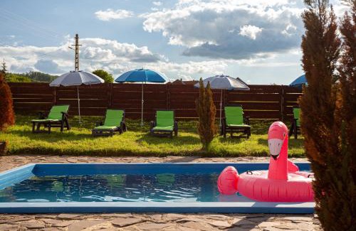 Bratca Casa | Transylvanian Home - Mountain View, BBQ & Pool