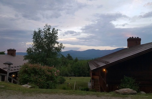 Moscow Casa | Trapp Family Lodge-2 BR guest house. Enjoy peak leaf season!