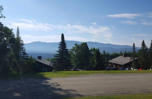 Moscow Casa | Trapp Family Lodge-2 BR guest house. Enjoy peak leaf season!