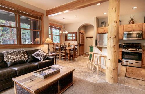 Keystone Casa | Trapper's Crossing by Summit County Mountain Retreats