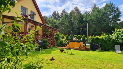 Januszkowo Casa | Trasą S7 w 2h z Warszawy i Gdanska, Jadamowo holidaymazury, jacuzzi, jezioro