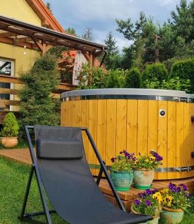 Januszkowo Casa | Trasą S7 w 2h z Warszawy i Gdanska, Jadamowo holidaymazury, jacuzzi, jezioro