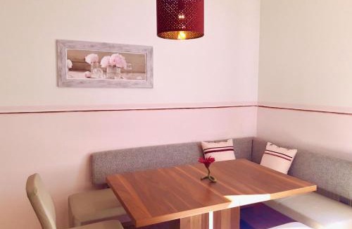 Linz Apartamento | Traumapartment Pöstlingberg, reservierter Parkplatz, 4 Schlafzimmer