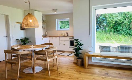 Christazhofen Apartamento | Traumhafte & neu eingerichtete FeWo "Timeless" - dein Stilvoller Rückzugsort im Allgäu