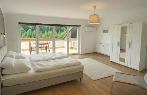 Neckarsteinach Apartamento | Traumhafte Wohnung mit Balkon & Flussblick in Neckarsteinach, 15km Heidelberg