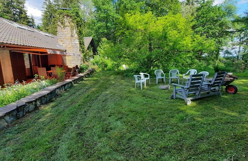 Tutzing Cabaña | Traumhaftes, Ruhiges Haus im Wald mit Terrasse