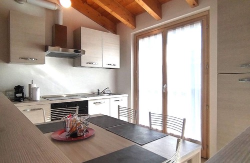 Travedona-Monate Apartamento | TRAVEDONA LOFT BY LAKE IXIHOME