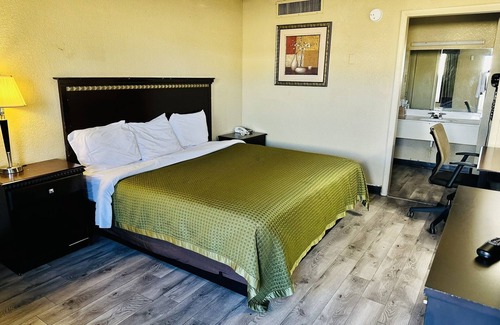 Bristol Hotel | Travel Inn Bristol near State St