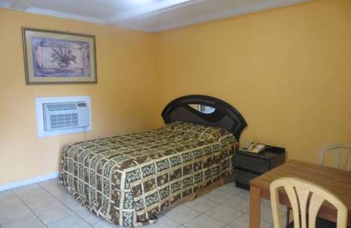 El Campo Hotel | Travel Inn & Suites