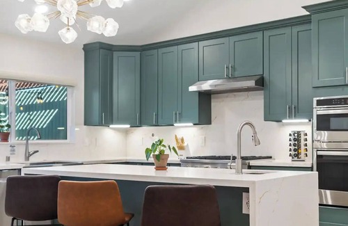 Mira Mesa Casa | Traveler's Dream New Modern Farmhouse Retreat