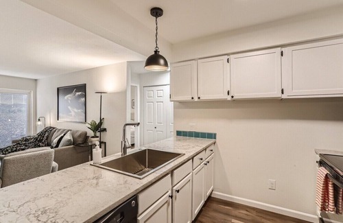 Aurora Apartamento | Travelers Home Away Haven: Long stay discounts
