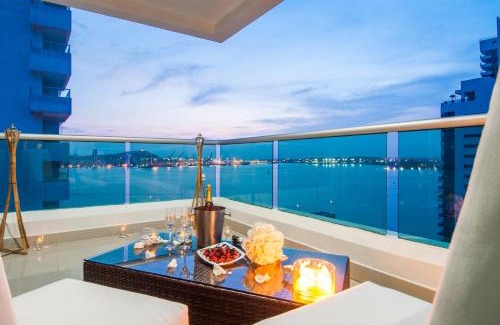 Castillogrande Apartamento | Travelers Orange Cartagena