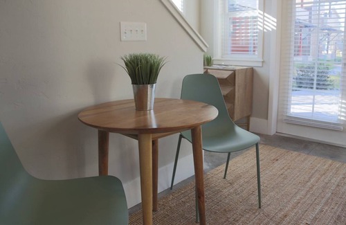 Boise Villa | Traveling worker looking for simplicity? We`ve got your place!
