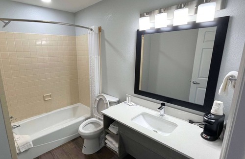 Pigeon Forge Hotel | Travelodge by Wyndham Pigeon Forge Dollywood Lane