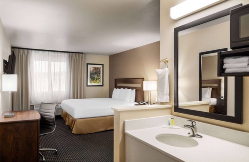 Dexter Hotel | Travelodge by Wyndham Dexter