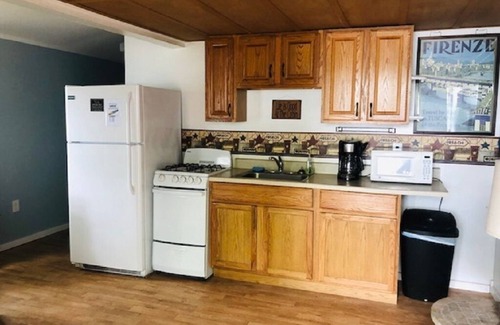 Mayfield Cabina | Windjammer Resort Cabin # 4 Traverse City Waterfront Spider Lake