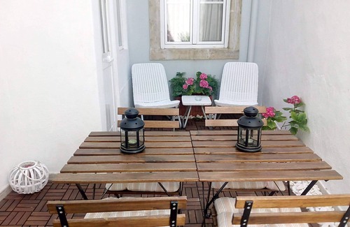 Alfama Apartamento | Casa Travessa I - Graça. Centro Histórico de Lisboa