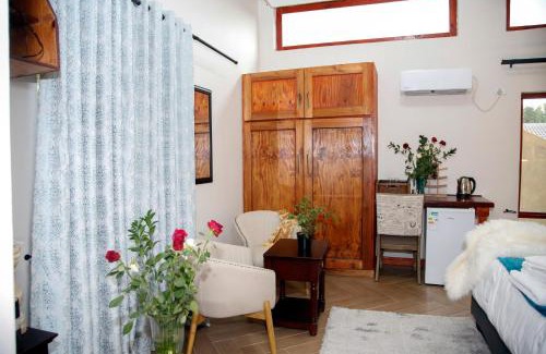 Kempton Park Casa | Travetel OR Tambo Airport