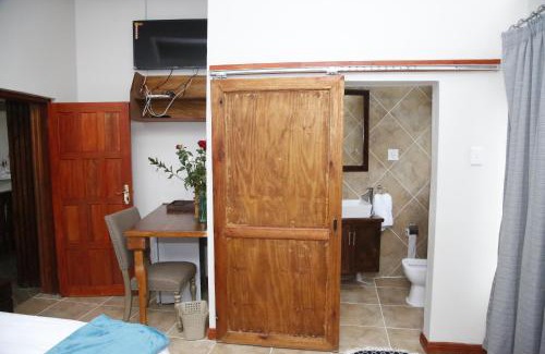 Kempton Park Casa | Travetel OR Tambo Airport