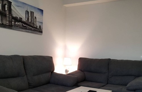 Coia Apartamento | Traviesas, plaza America, próximo a la playa. Ubicación céntrica,