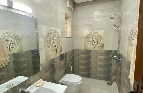 E-11 Sector Hotel | Travis Executive Guest House