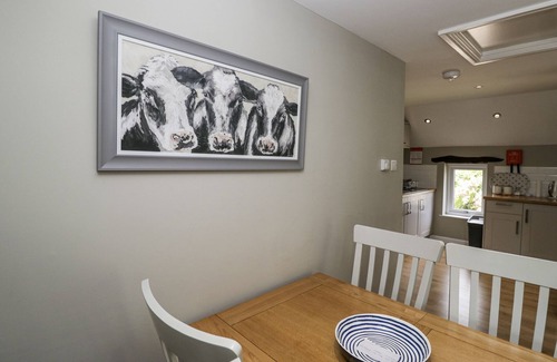 Warton Cabaña | TREACLE, family friendly, character holiday cottage in Carnforth