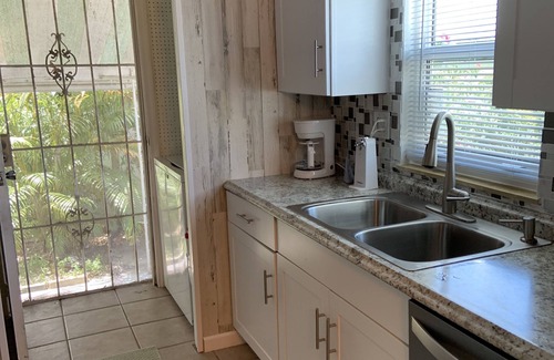 St. Lucie Village Casa | Treasure Coast Retreat - 5 min from Beach
