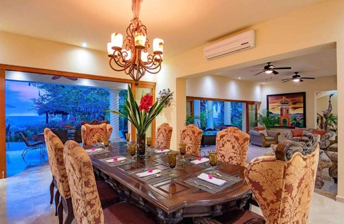 Zona sur Villa | Treasure from the sea