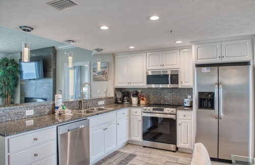 Lower Grand Lagoon Condominio | Treasure Island 1811