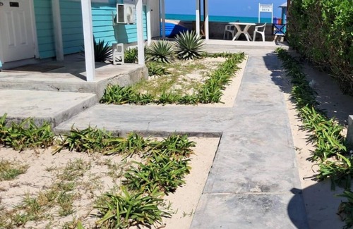 Andros Town Apartamento | Treasures of Andros Emerald Unit Cottage